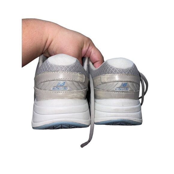 New Balance Women's 928 V3 Lace-up Walking Shoe Wide Width Size 9.5 Tan/Gray - Picture 10 of 11